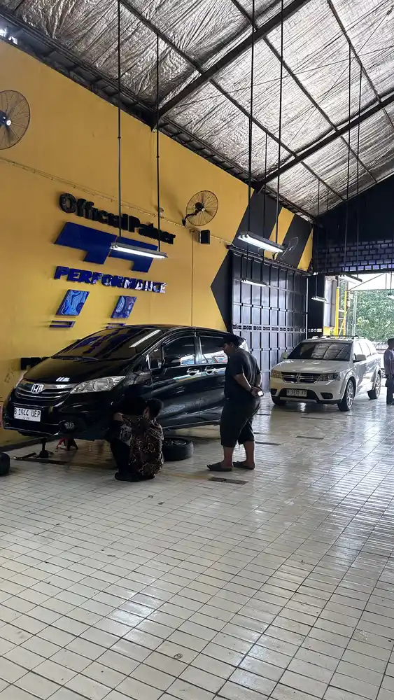 Raja Oto Bekasi 4