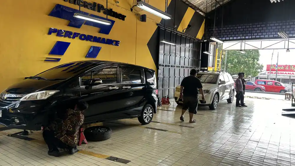Raja Oto Bekasi 6