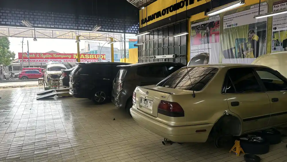 Raja Oto Bekasi 7
