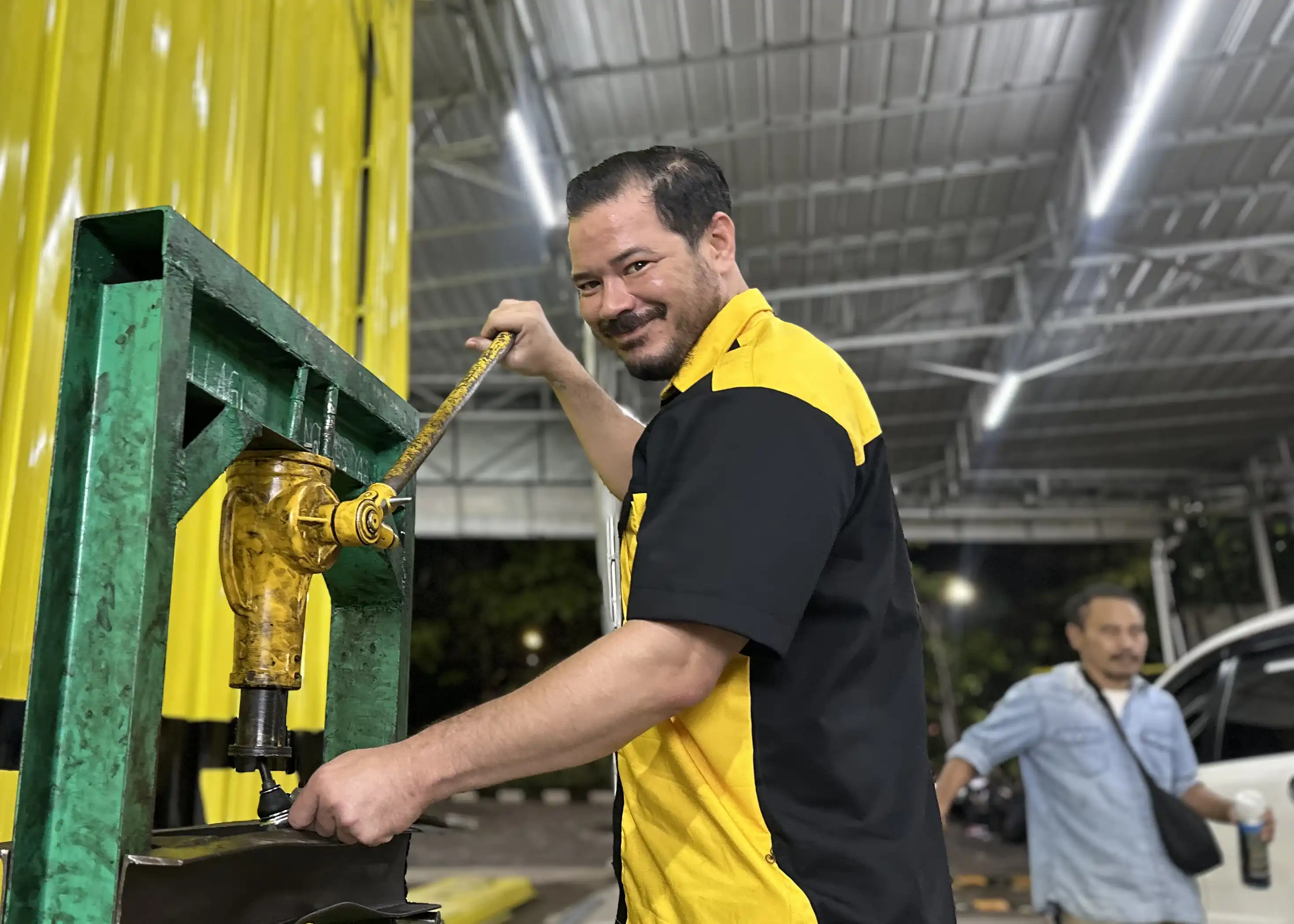 Bengkel Raja Oto Modern