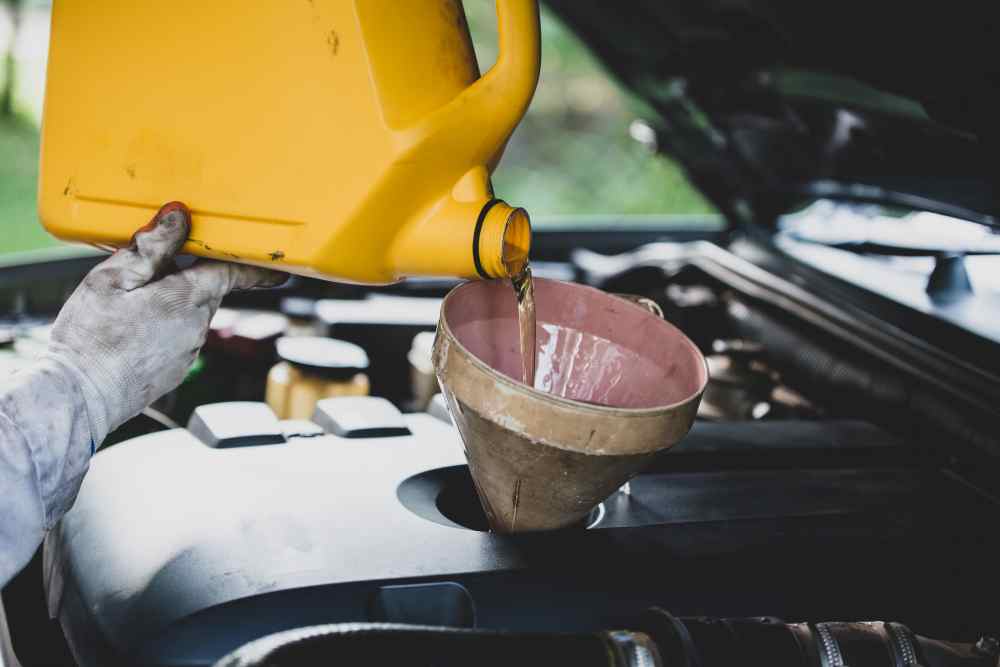 7 Rekomendasi Oli Power Steering Terbaik untuk Mobil serta Tips Memilihnya