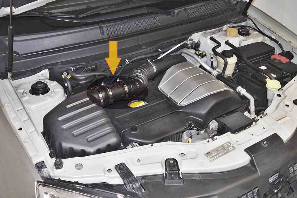 Bosch Mass Air Flow Sensor location in the engine bay (Opel Antara 2.0 CDTI)