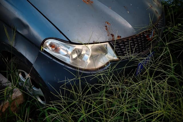 Cara Memperbaiki Mobil Penyok Kecil agar Kembali Rapi Tanpa Merusak Cat