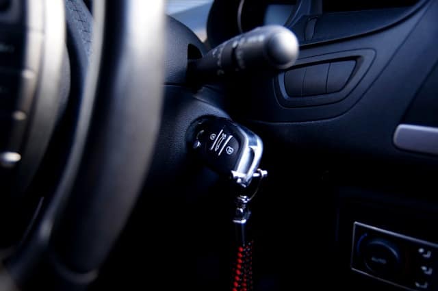 Setir Mobil Terkunci Tiba-Tiba? Jangan Panik, Kenali Penyebab dan Cara Membukanya