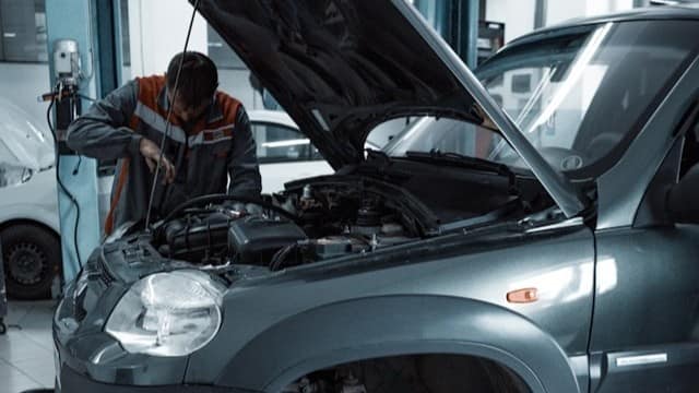 Cara Tune Up Mobil Sendiri dari Cek Mesin hingga Maintenance