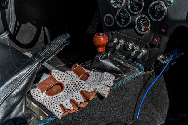 Penyebab Rem Tangan Mobil Macet dan Cara Mengatasinya yang Perlu Diketahui